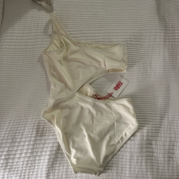 NWT Solid and Stripped Claudia One piece in Cream - medium - Picture 8 of 8